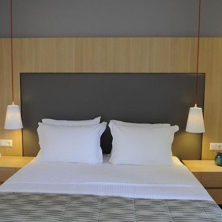 보우르보우로우 Fillis House 아파트 외부 사진