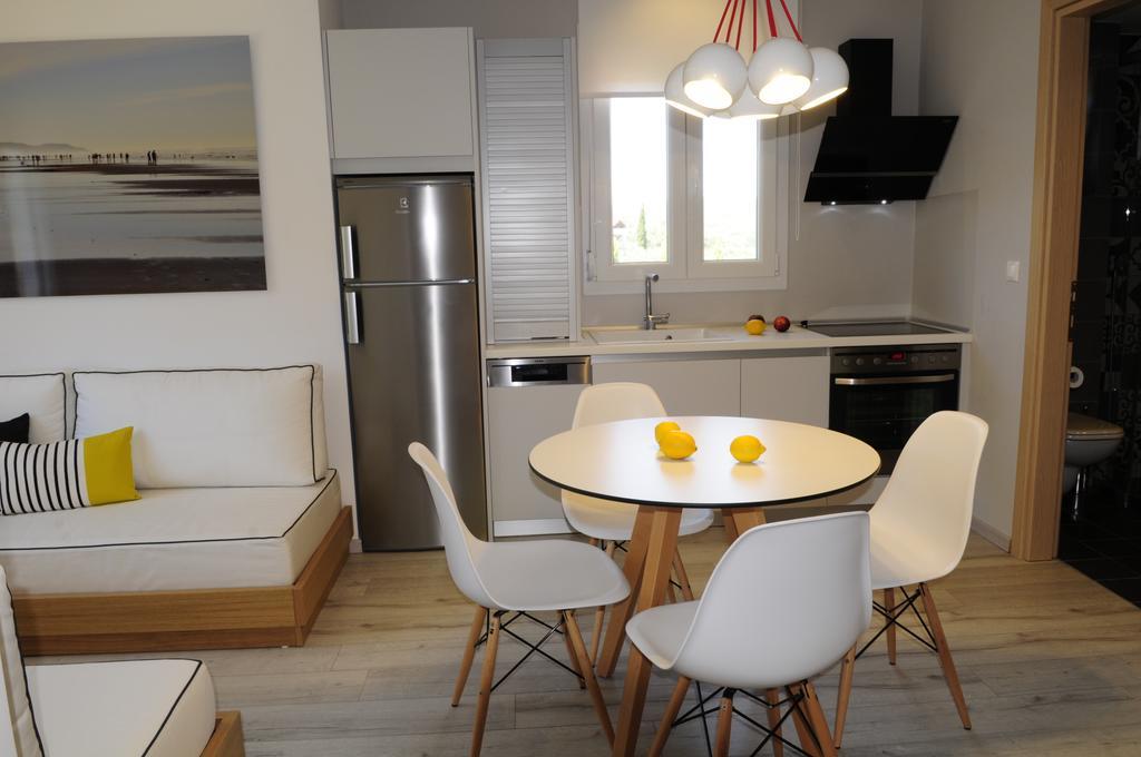 보우르보우로우 Fillis House 아파트 외부 사진